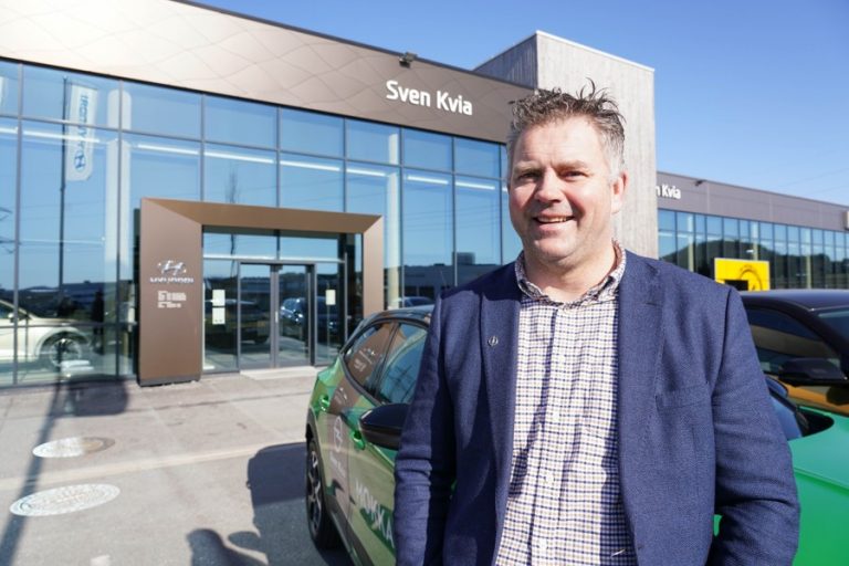 sven-kvia-i-100-r-vi-er-mer-enn-en-bilforhandler-sven-kvia